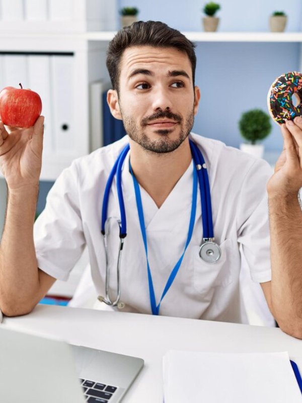 Sağlıklı Beslenme Uzmanı Diyetisyen Arda Gökbulut